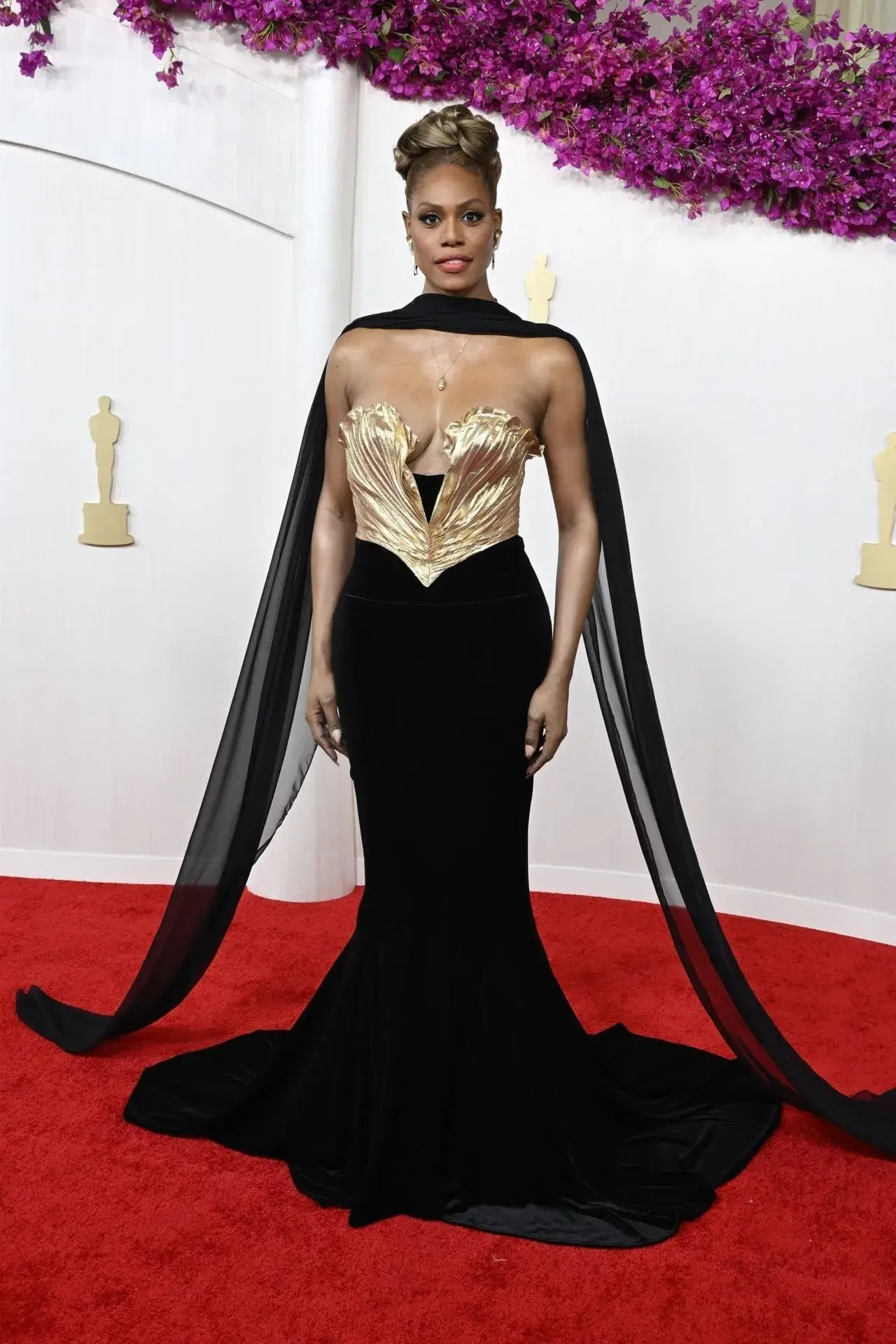 LAVERNE COX PHOTOSHOOT AT OSCARS 2024 RED CARPET IN BEVERLY HILLS 2